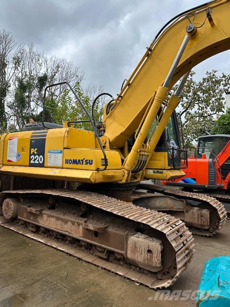 Komatsu PC 220-8 大型油圧ショベル12t以上（パワーショベル・ユンボ）