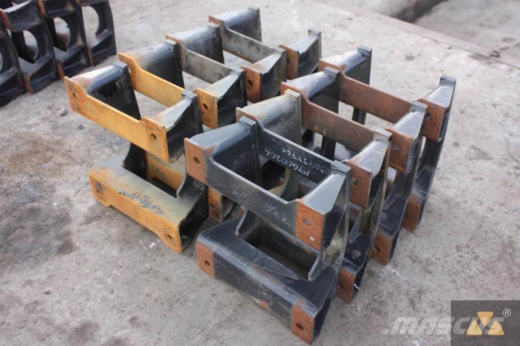 CAT Trackguards タイヤ、ホイル、リム