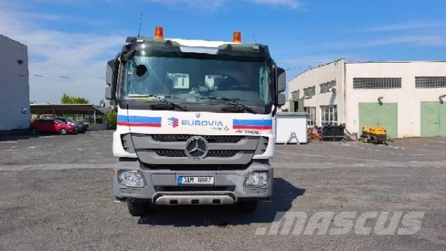 Mercedes-Benz 932.24 その他トラック