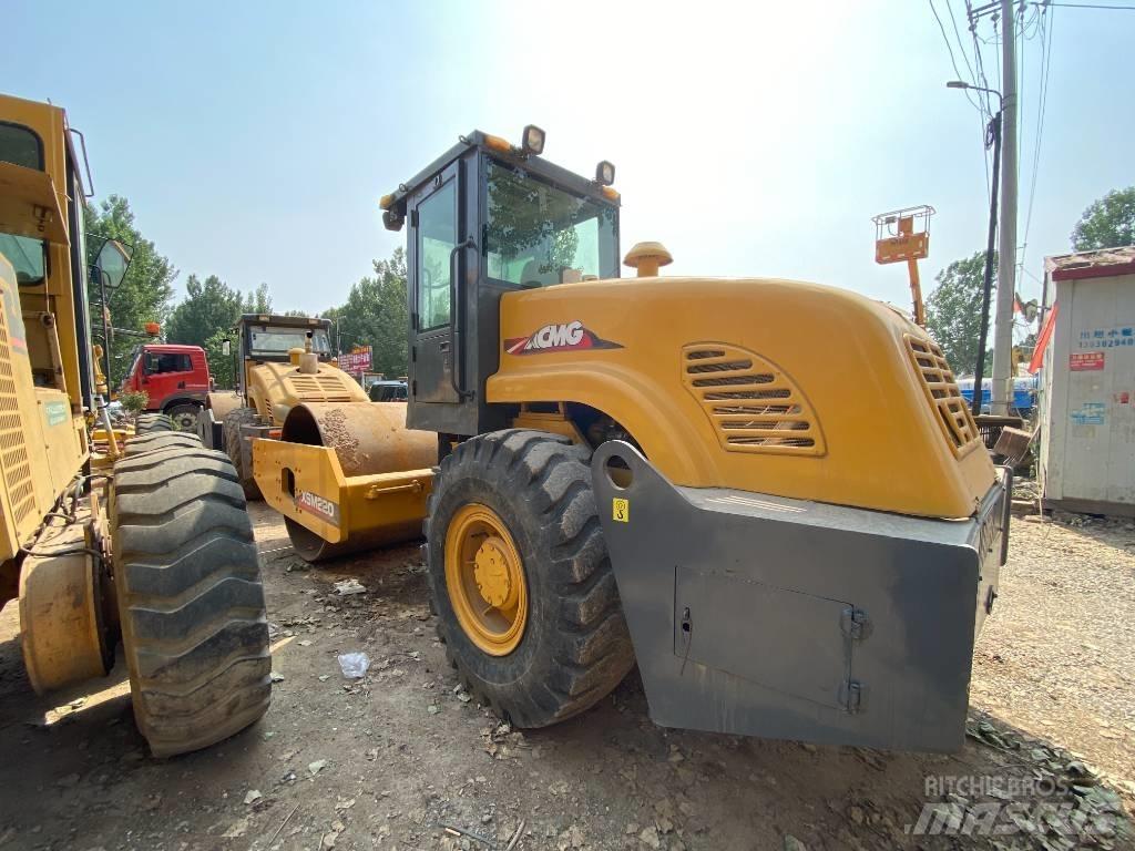 XCMG XSM 220 振動ローラ