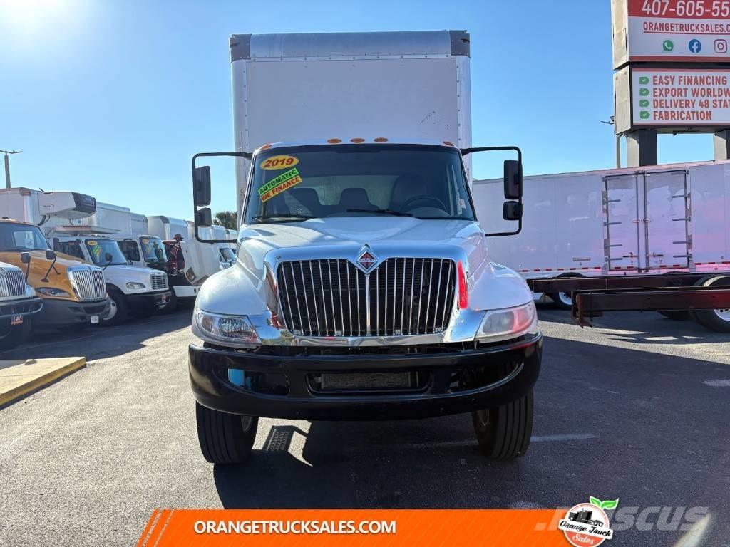 International 4300 ボックスボディー、ウイング、箱車