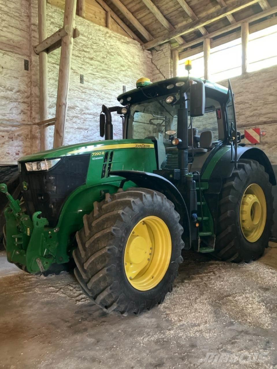 John Deere 7290R トラクター