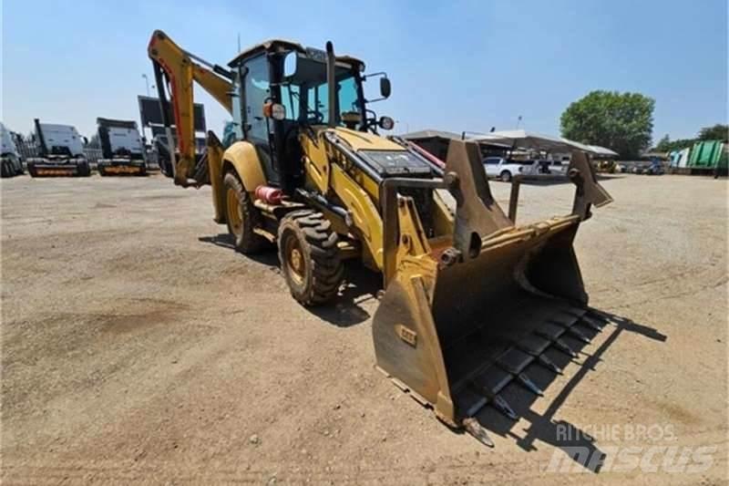 CAT 426F2 TLB バックホーローダー
