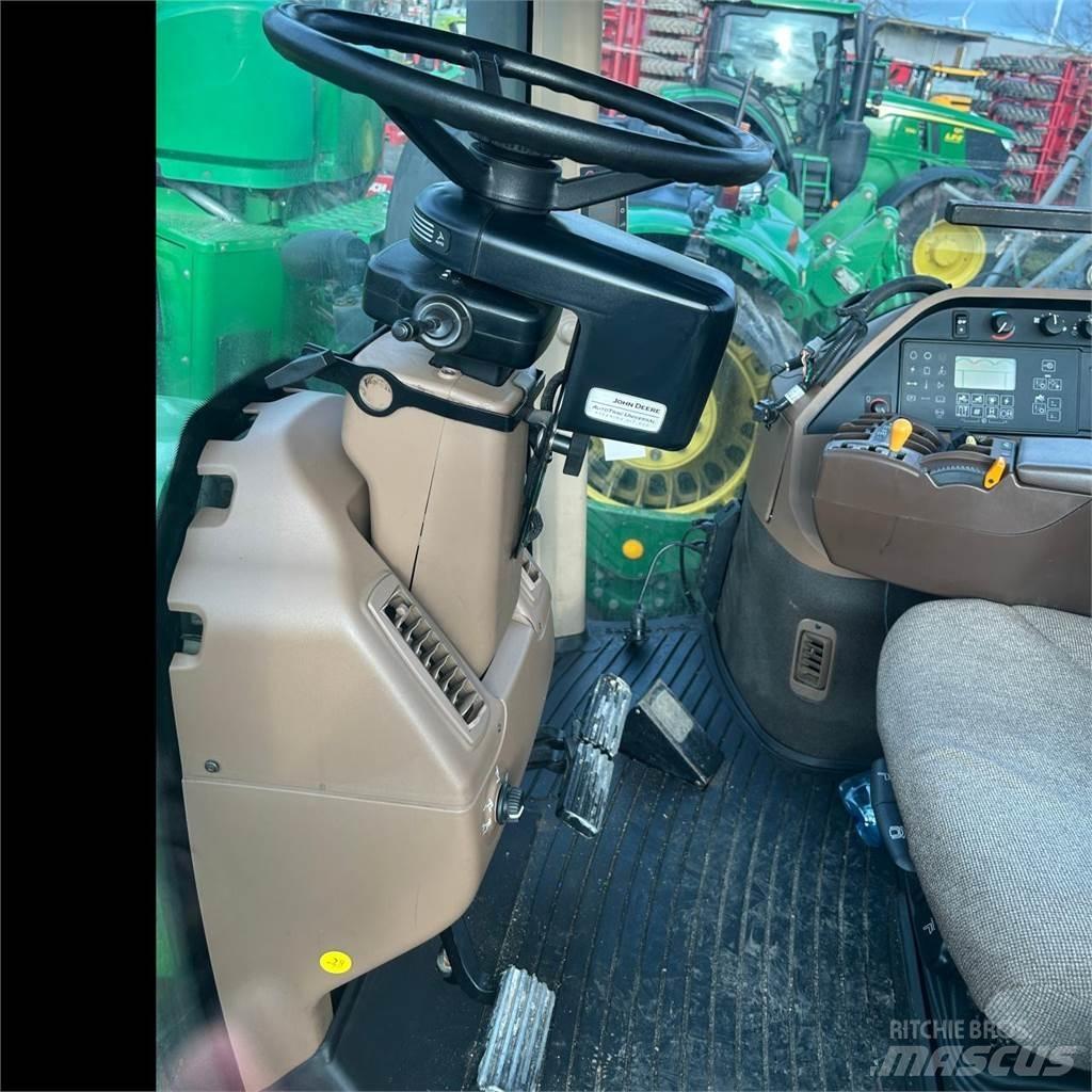 John Deere 8420 トラクター