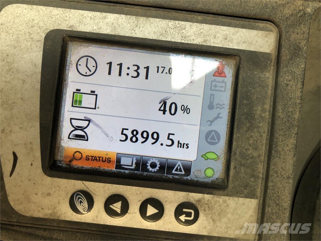 Still EXV SF16 自走式スタッカー