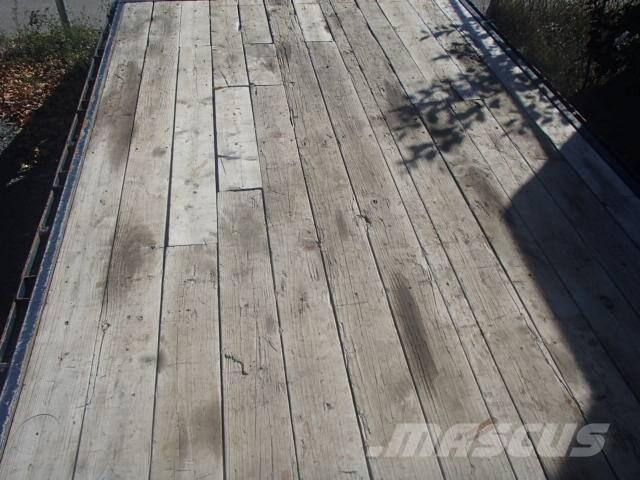 P.J. TRAILERS FD212 フラットベッド／ドロップサイドトレーラー