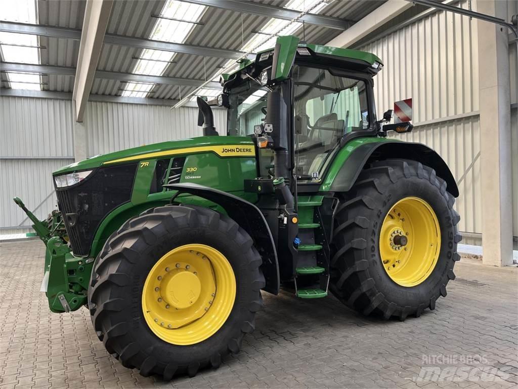 John Deere 7R 330 トラクター