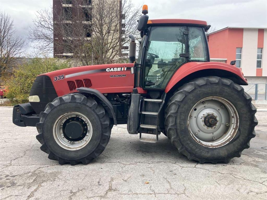 Case IH magnum 335 トラクター