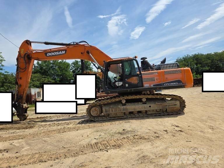 Doosan DX 300 LCA 大型油圧ショベル12t以上（パワーショベル・ユンボ）