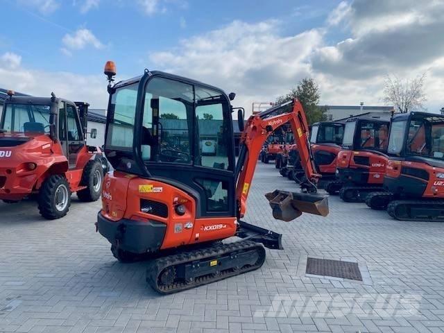 Kubota KX 019-4 ミニ油圧ショベル 7t以下（ミニユンボ・ミニディガー）