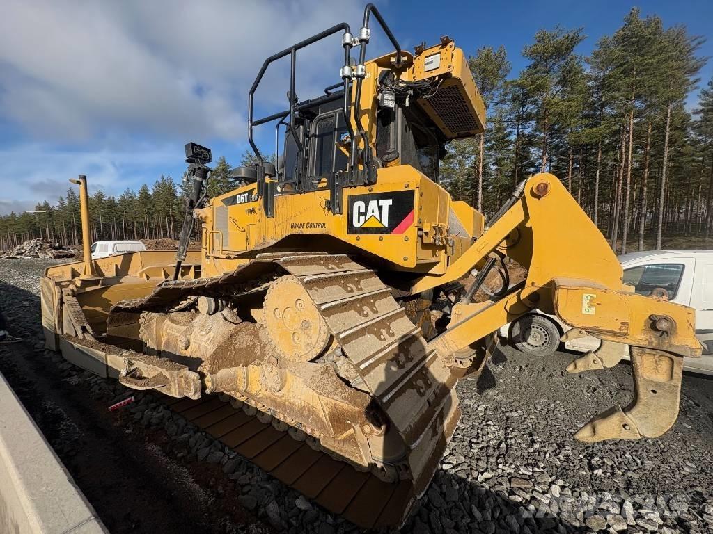 CAT D 6 T LGP ブルドーザー