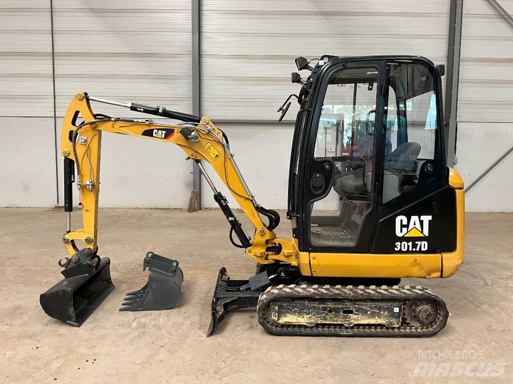 CAT 301.7 D ミニ油圧ショベル 7t以下（ミニユンボ・ミニディガー）