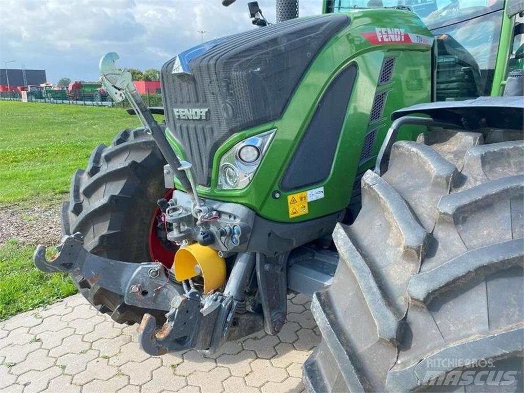 Fendt 724 PROFI+ トラクター