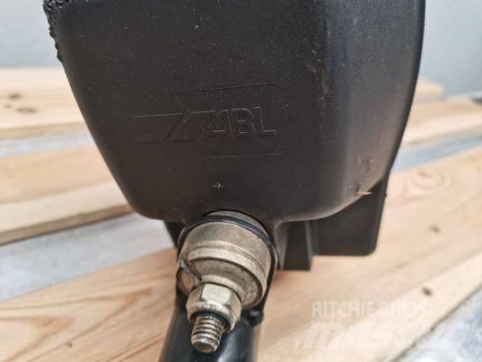 JCB 535-95 lamp キャビン及び内装