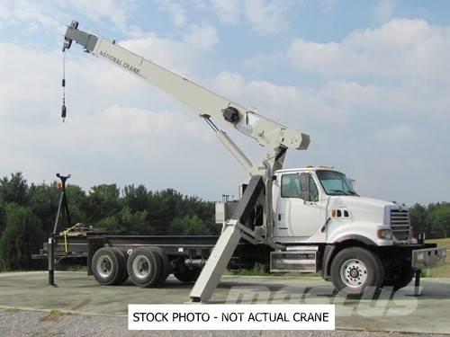 National Crane 8100D クローラクレーン