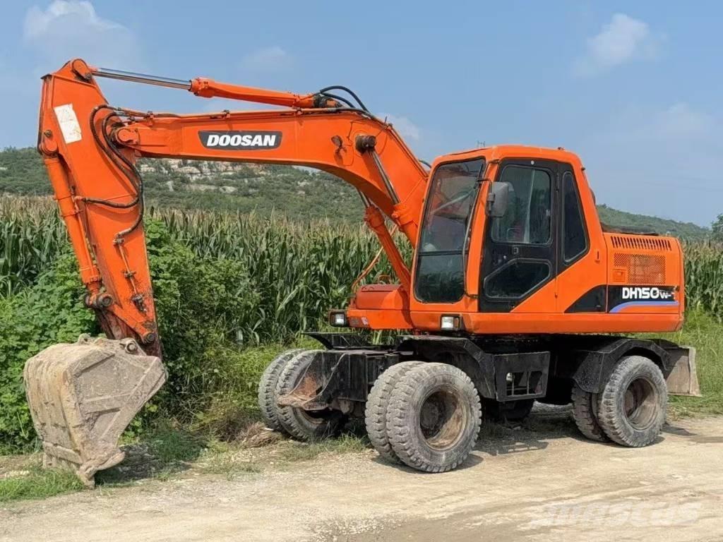 Doosan DH 150 W-7 大型油圧ショベル12t以上（パワーショベル・ユンボ）