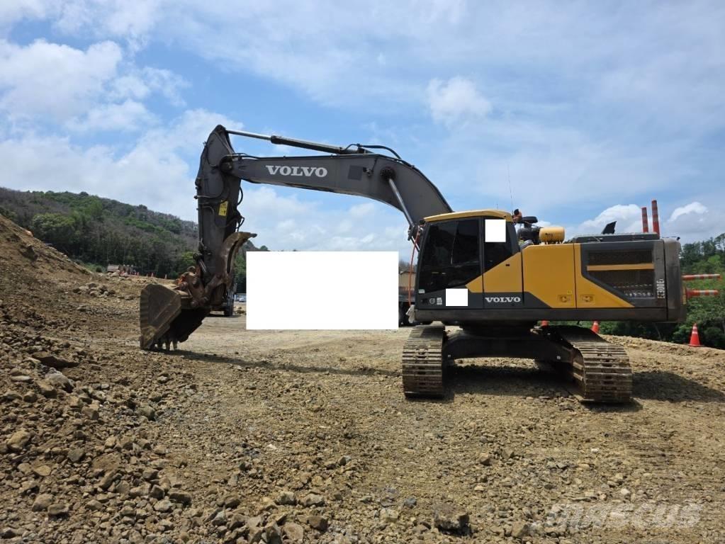 Volvo EC 300 E 大型油圧ショベル12t以上（パワーショベル・ユンボ）