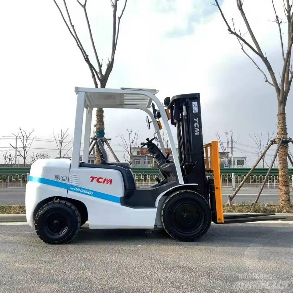 TCM FD 30 ディーゼル・軽油