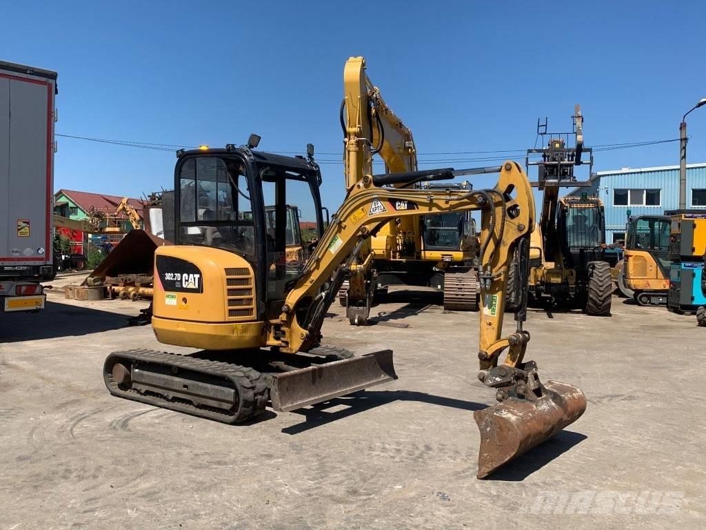 CAT 302.7 D CR ミニ油圧ショベル 7t以下（ミニユンボ・ミニディガー）