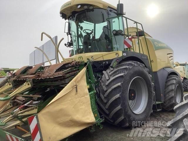 Krone BIG X 580 自走式フォレージハーベスター