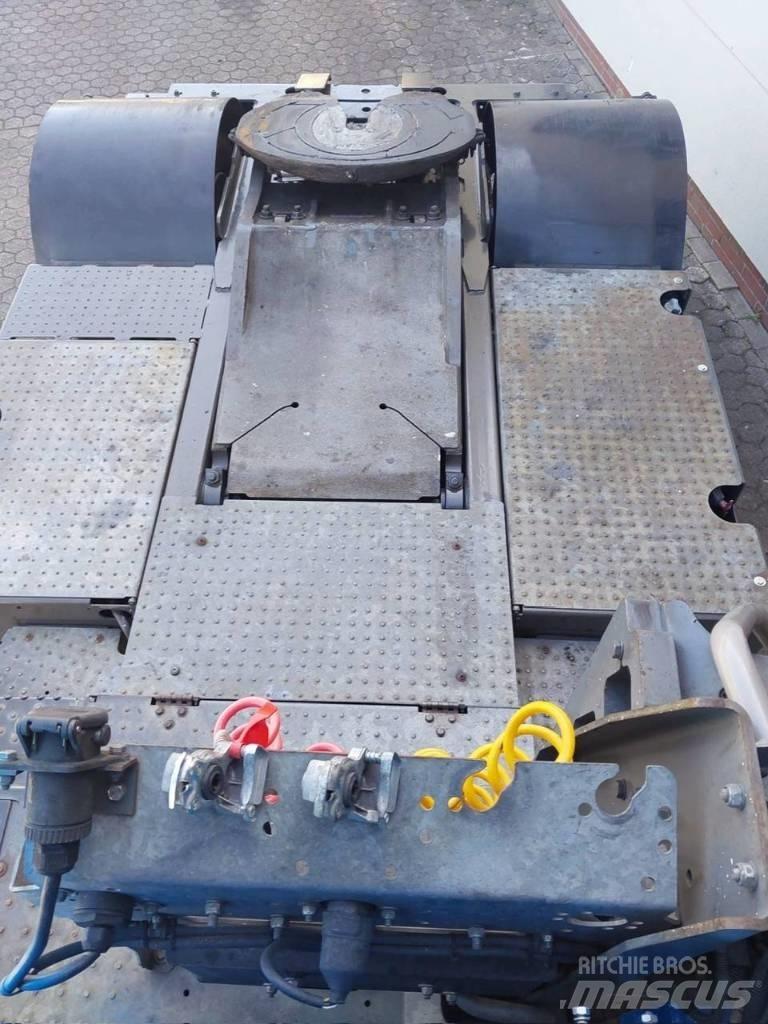 Terberg YT 182 ターミナルトラクター