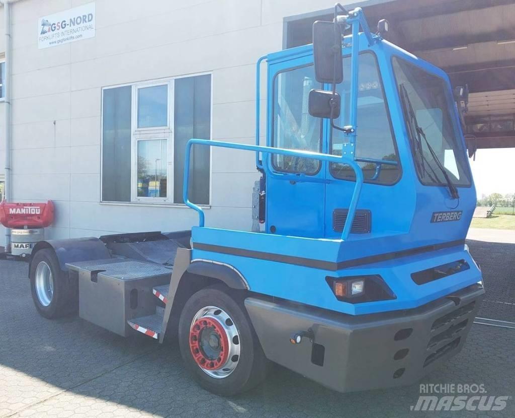 Terberg YT 182 ターミナルトラクター