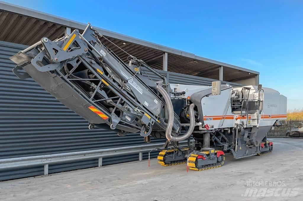 Wirtgen W 210 I アスファルトコールドミリングマシーン