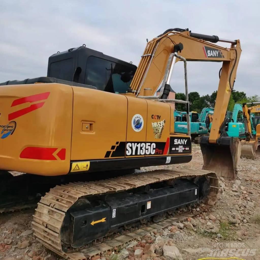Sany SY135Cpro 中型油圧ショベル 7ｔ-12ｔ（ユンボ・パワーショベル・バックホー）