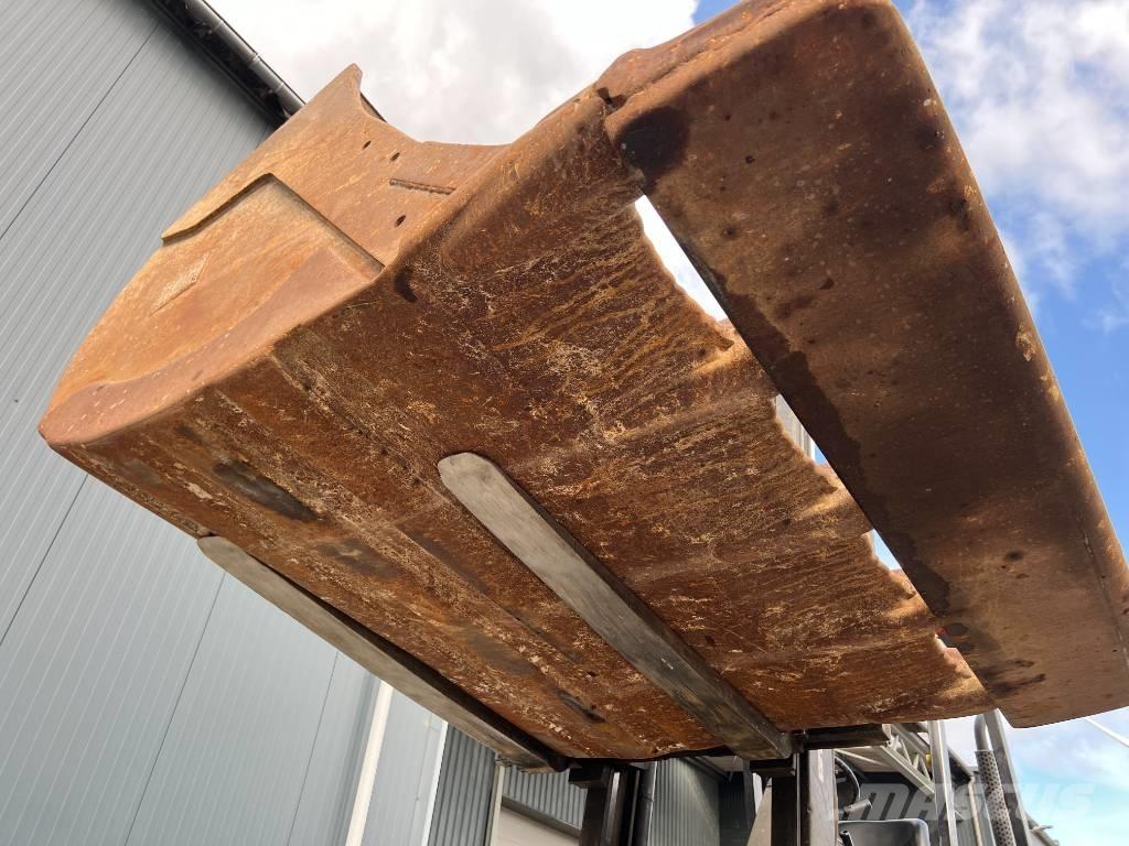 OilQuick OQ80 バケット