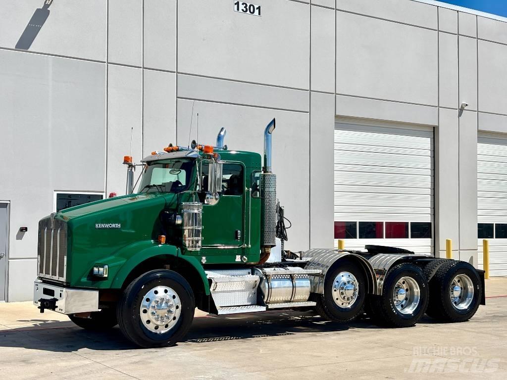 Kenworth T 800 中古トラクターヘッド | トレーラーヘッド