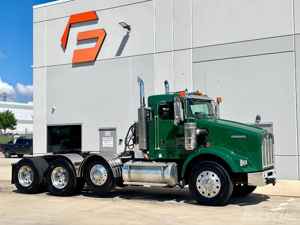 Kenworth T 800 中古トラクターヘッド | トレーラーヘッド