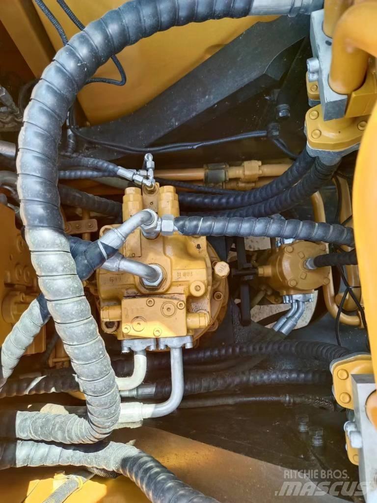 Sany SY 235 中型油圧ショベル 7ｔ-12ｔ（ユンボ・パワーショベル・バックホー）