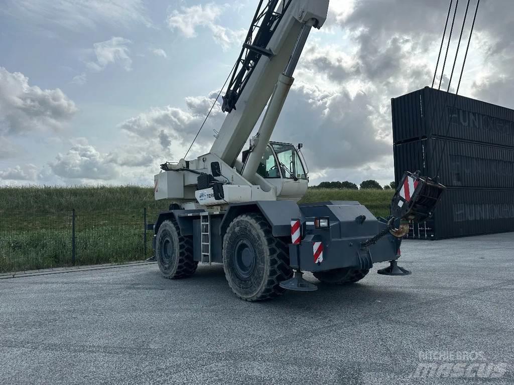 Terex A600 ラフテレーンクレーン