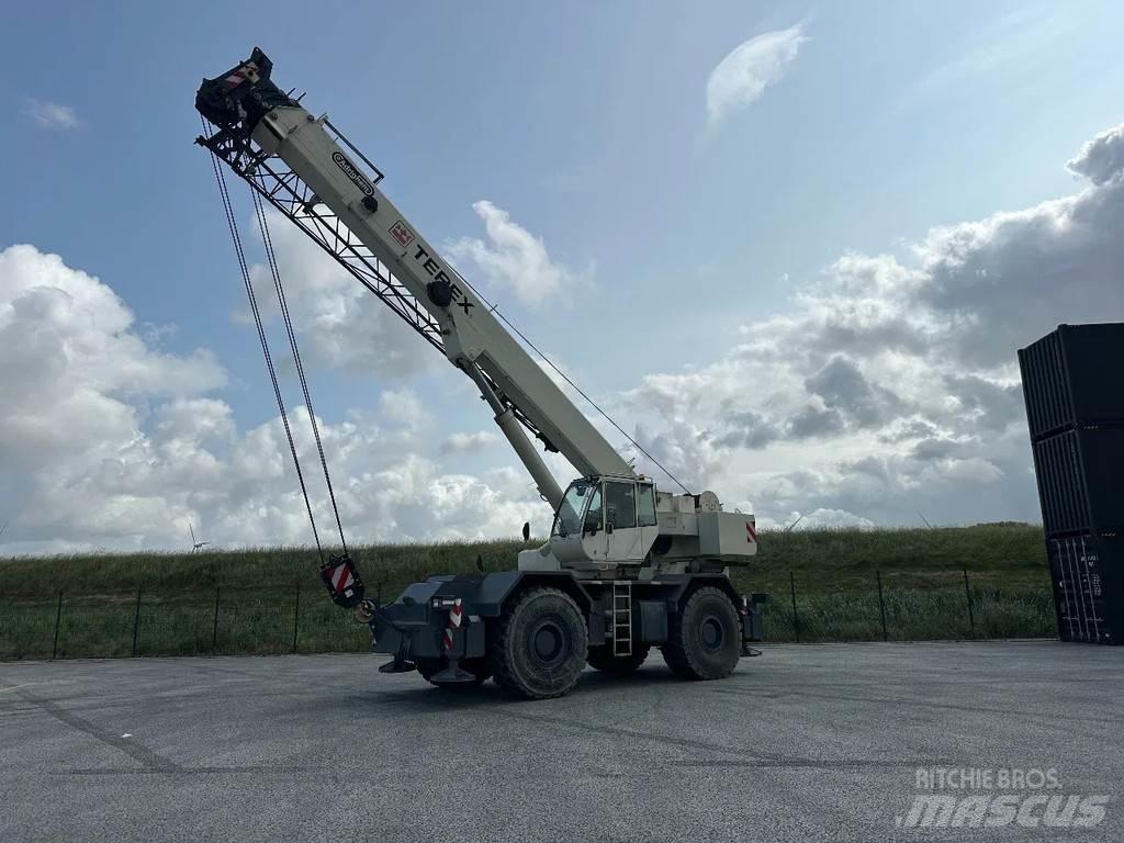 Terex A600 ラフテレーンクレーン