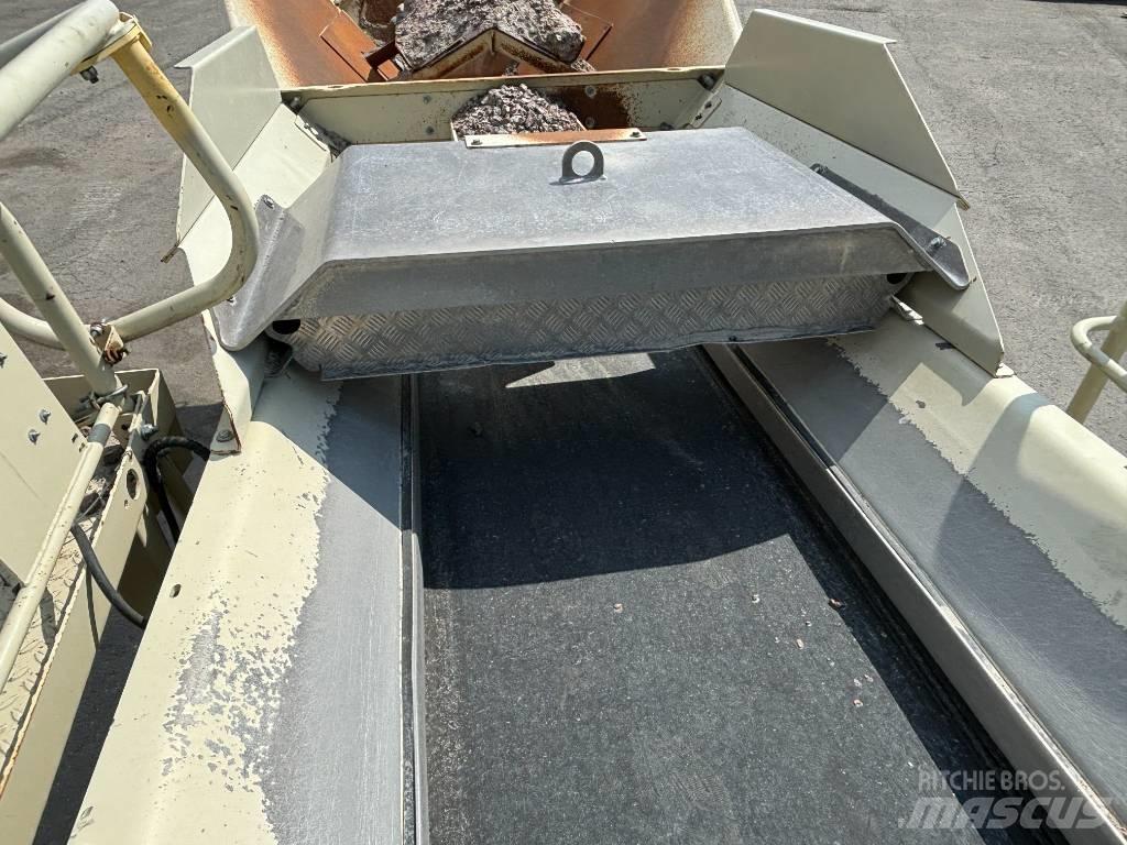 Metso LT 200 HP 自走式クラッシャー
