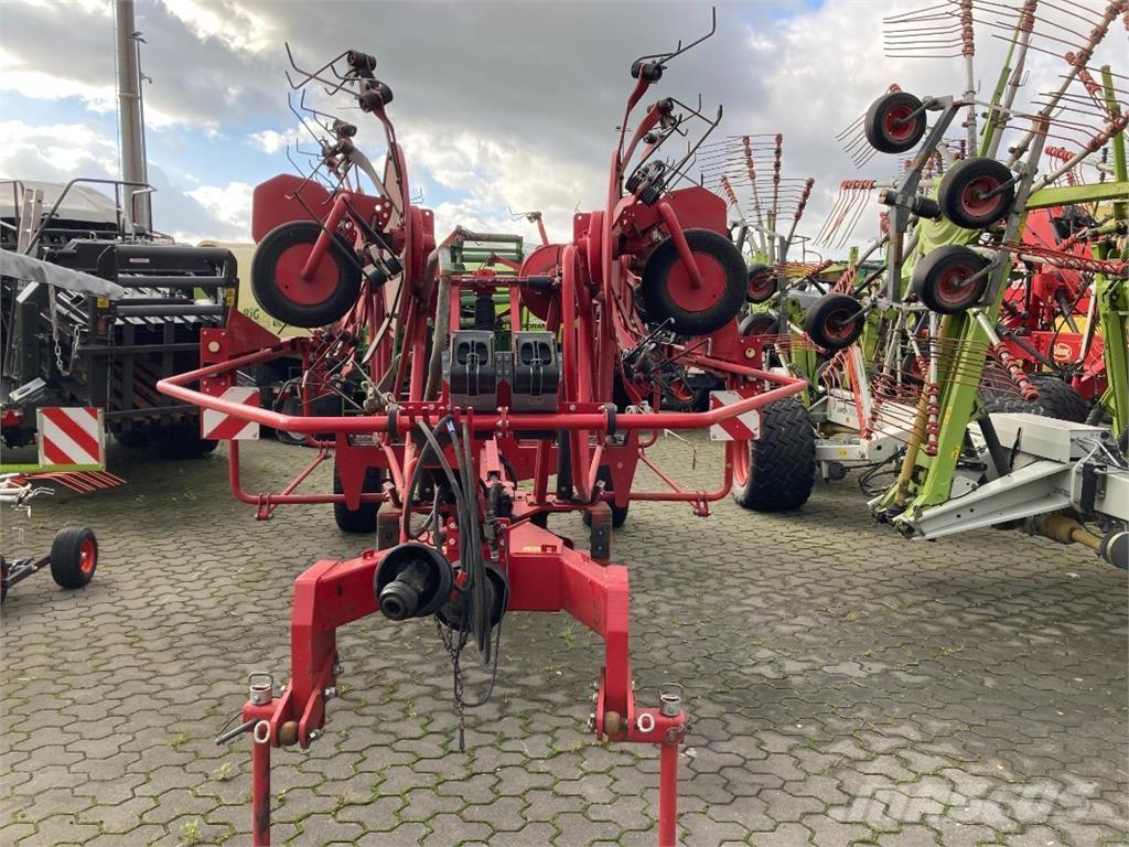 Lely Lotus 1250 テッダー・テッダーレーキ