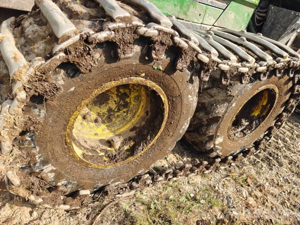 John Deere 1010 G フォワーダー