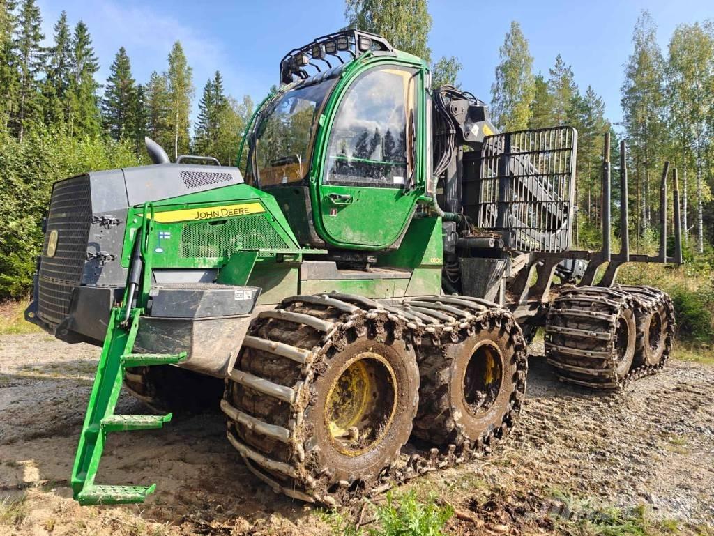 John Deere 1010 G フォワーダー