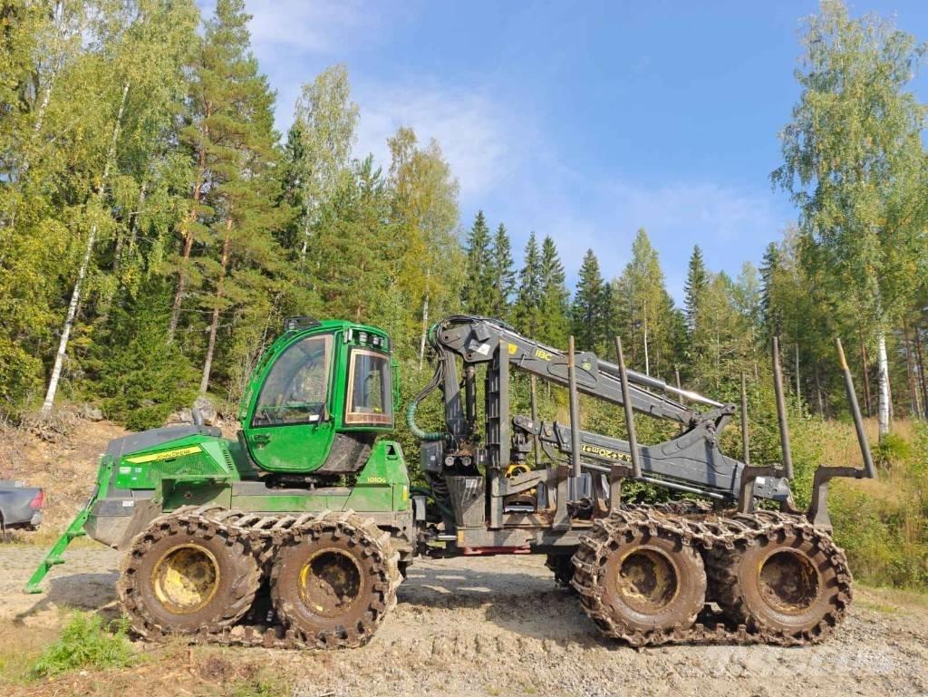 John Deere 1010 G フォワーダー