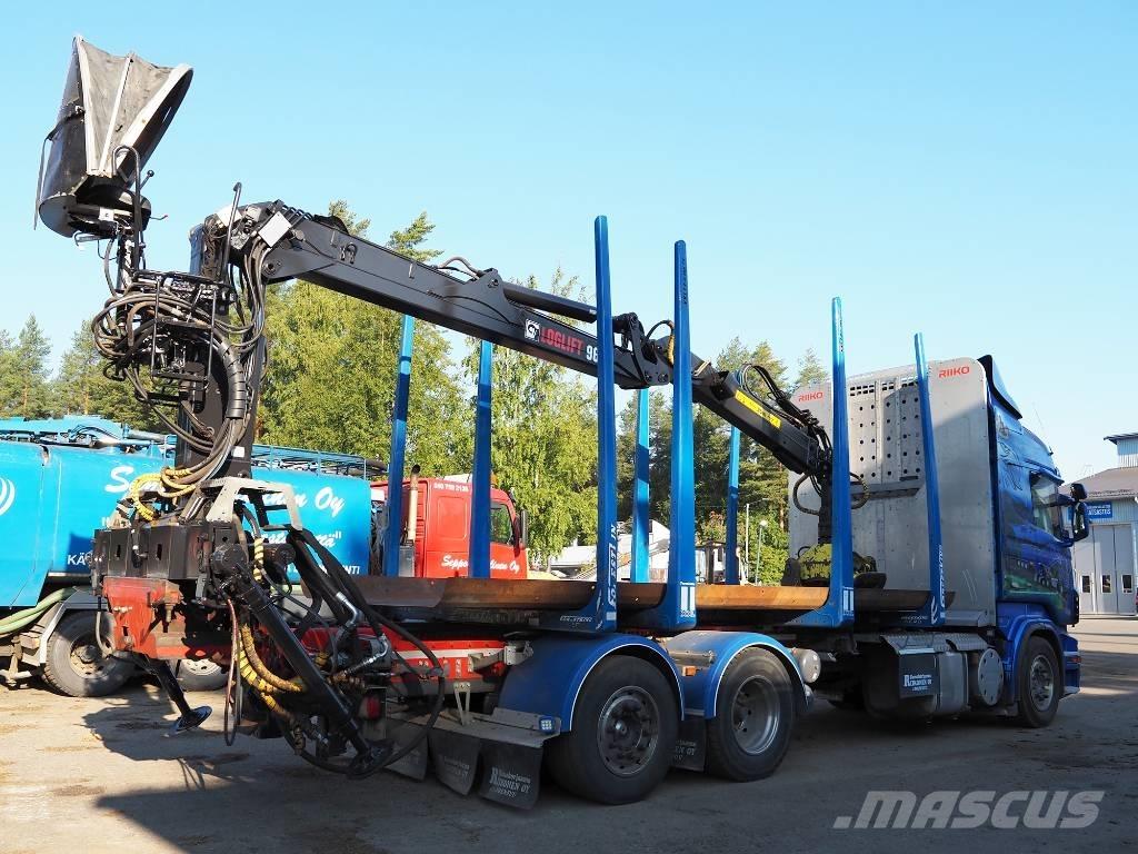 Loglift 96 S 木材積込用クレーン