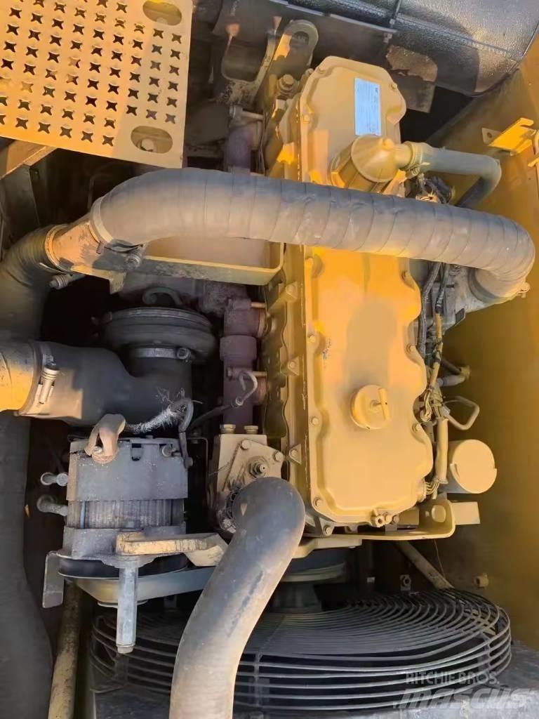 CAT 330 D 大型油圧ショベル12t以上（パワーショベル・ユンボ）