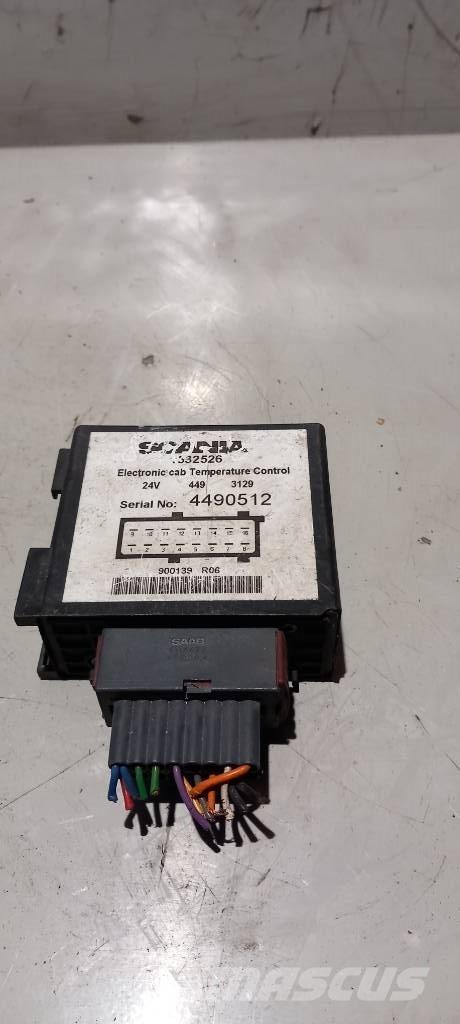 Scania R 420.  1532526 電子機器