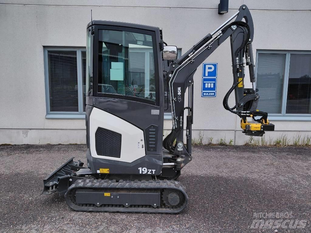 ECM 19ZT + Engcon EC02 ミニ油圧ショベル 7t以下（ミニユンボ・ミニディガー）