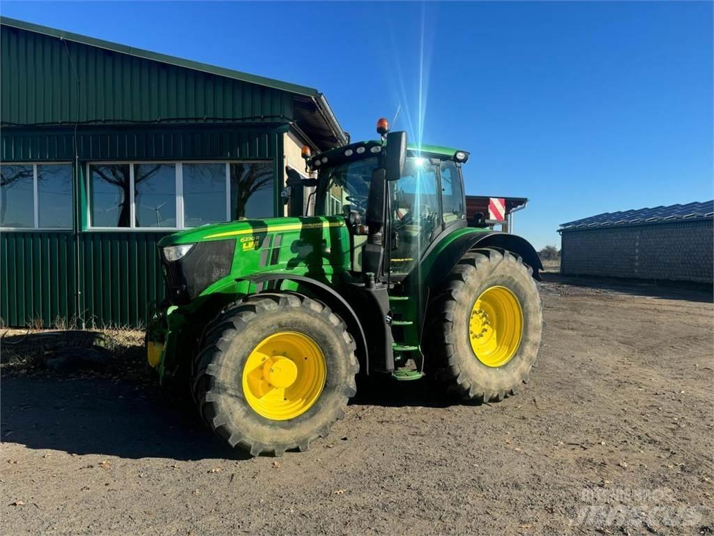 John Deere 6230R トラクター