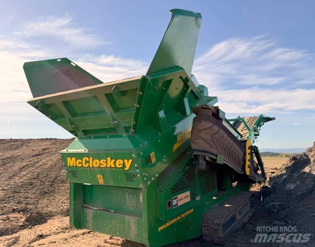 McCloskey R 70 自走式スクリーン