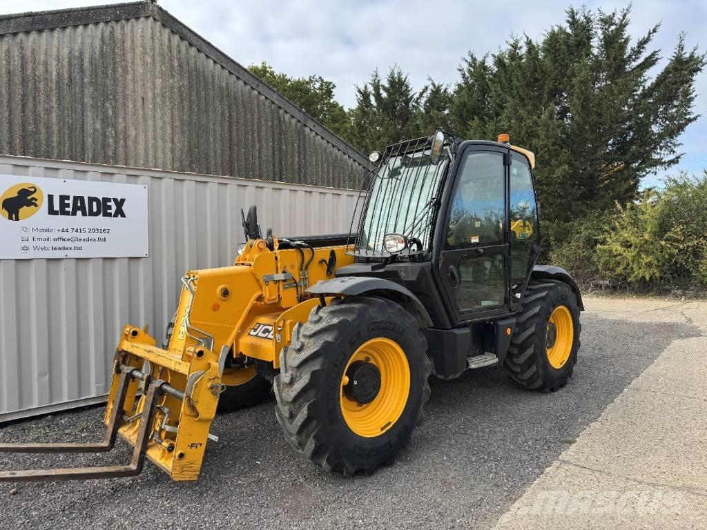 JCB 535-95 テレスコーピックハンドラー