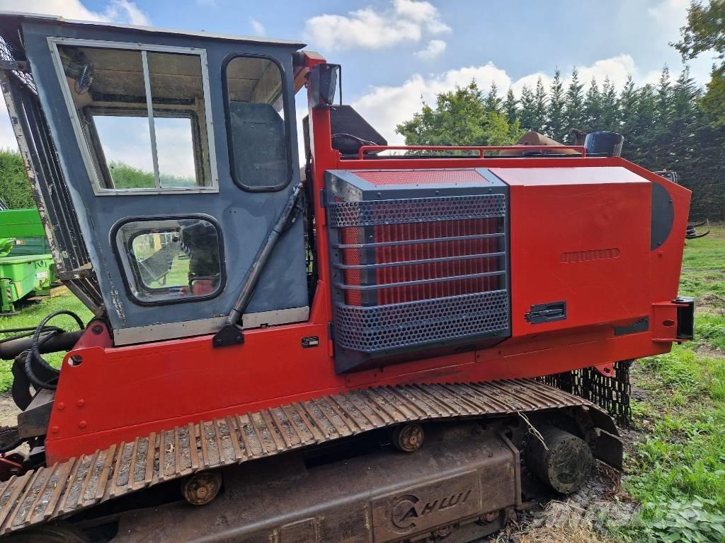 Ahwi RT350 林業トラクター