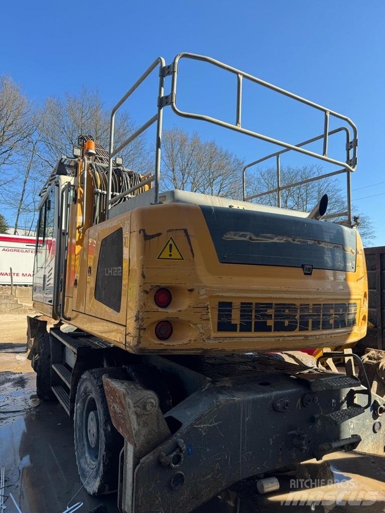 Liebherr LH 22 M 廃棄物／工業産廃処理機