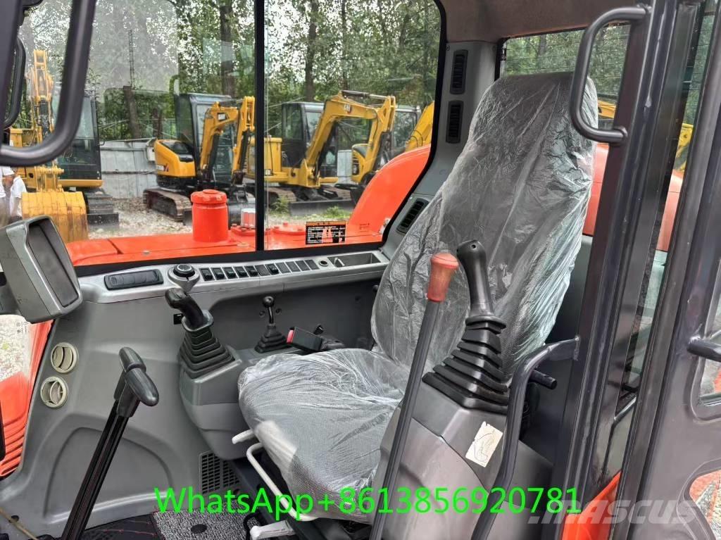 Doosan DX 60 ミニ油圧ショベル 7t以下（ミニユンボ・ミニディガー）