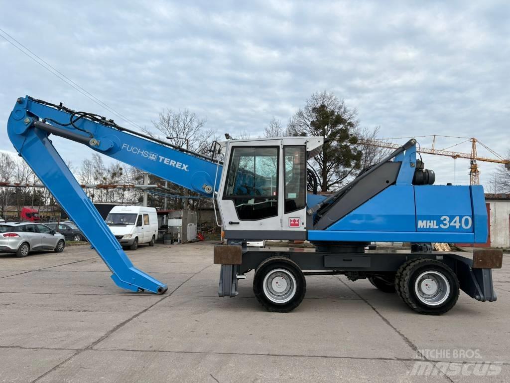 Fuchs MHL 340 C 廃棄物／工業産廃処理機